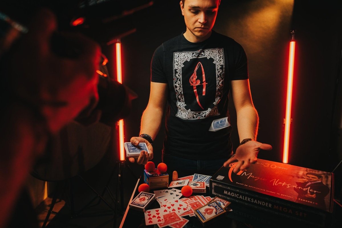 Magic Aleksander Mega Čarovniški Set - Čarobni Tečaji